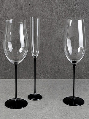 Riedel Sommelidrs Blacktie Wine Glass